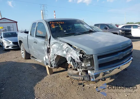 2007 Chevrolet Silverado C1500 из США, поврежденный, VIN 1GCEC19C17Z577660